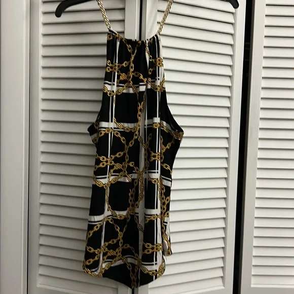 Top - Picture 3 of 4